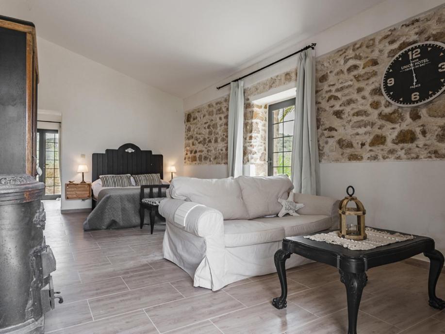 Отель Bramasole Charming House Комизо Экстерьер фото