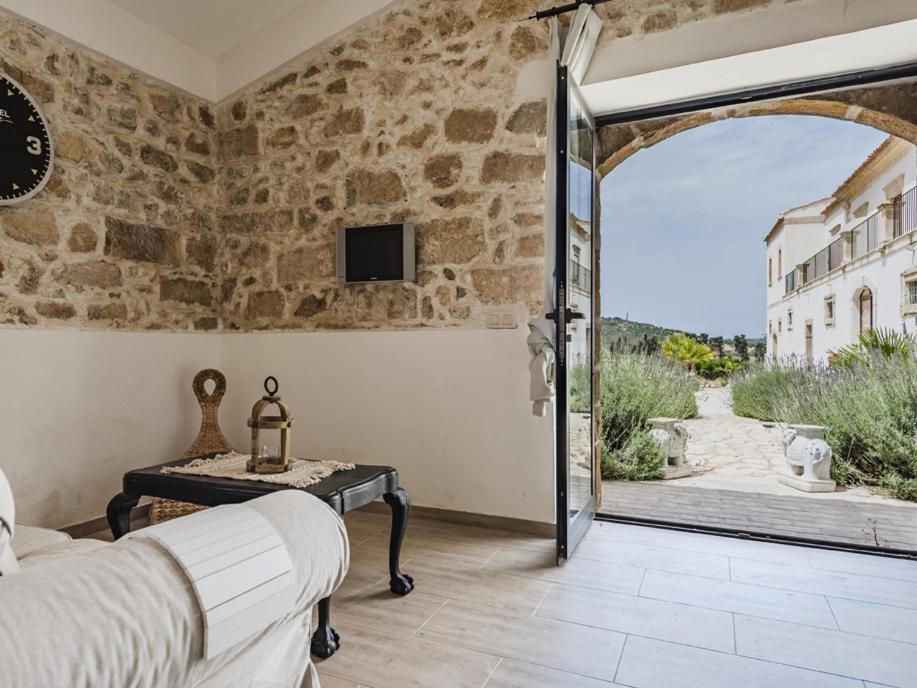 Отель Bramasole Charming House Комизо Экстерьер фото